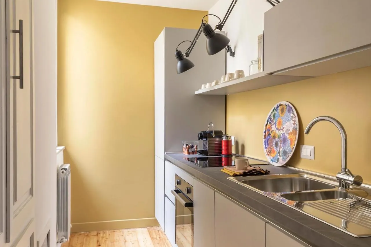 Apartment Elegante Dimora A Trastevere Rome Italy